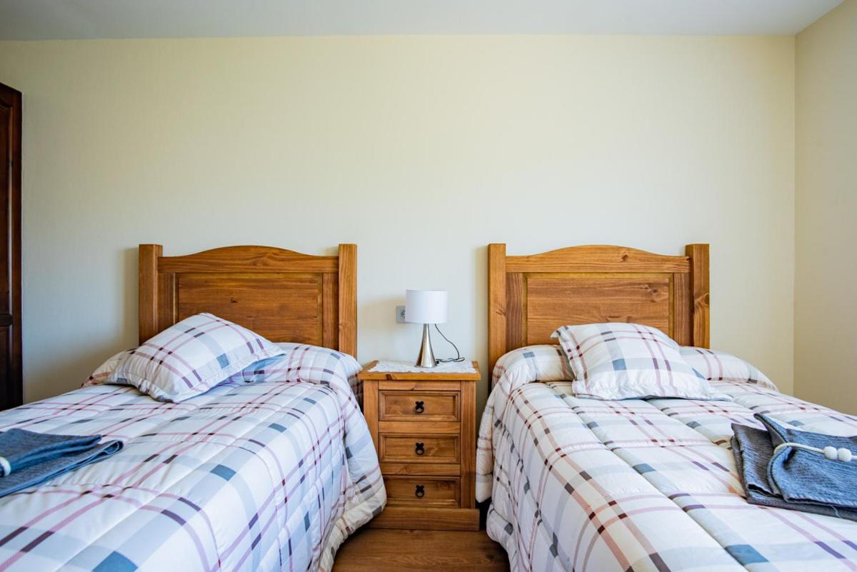 Apartamentos La Cortina Onís Extérieur photo
